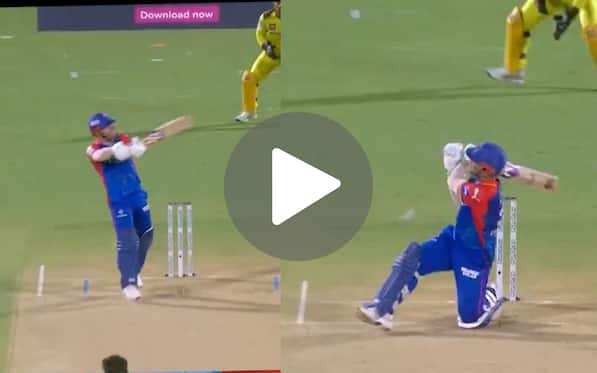 [Watch] David Warner Goes Wild As He Smashes Chahar With Consecutive Boundaries